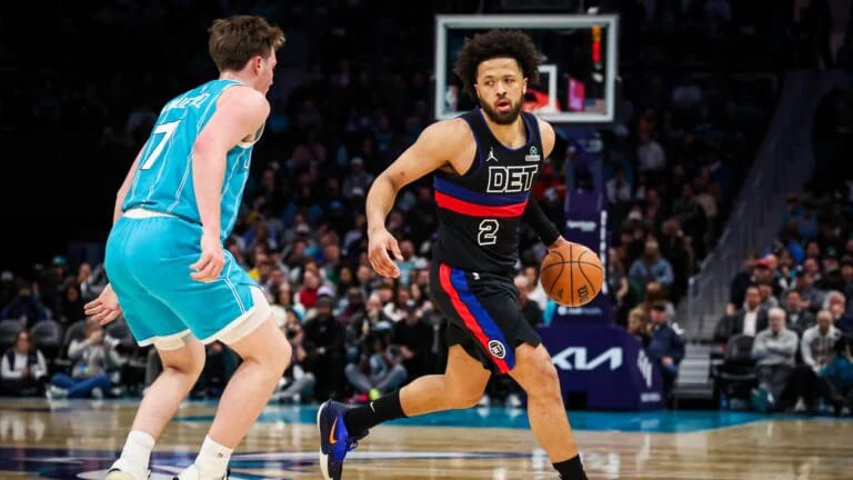 NBA and College Hoops Heat Up: Awards Races, Star Returns, and Off-Court Headlines